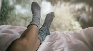 Sleeping in compression socks